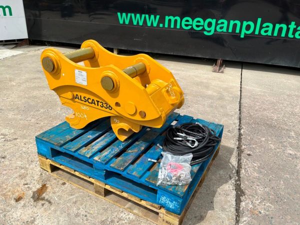 UNUSED HYDRAULIC HITCH...100/90mm PINS....2236. 388226302