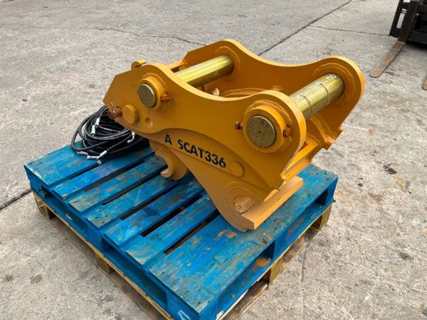 UNUSED HYDRAULIC HITCH...100/90mm PINS....2236. 388226305