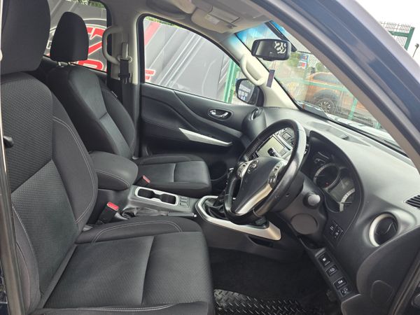 Nissan Navara 2021 388233424