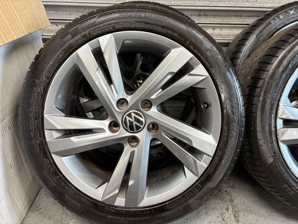 17” Volkswagen Golf R-Line Alloys 388356334