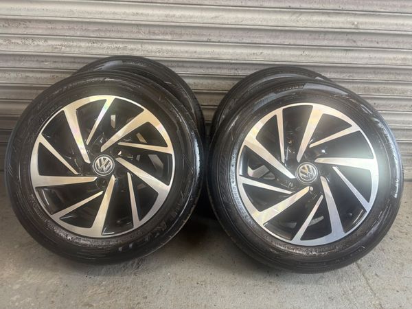 16” Volkswagen Golf Alloys 388389103