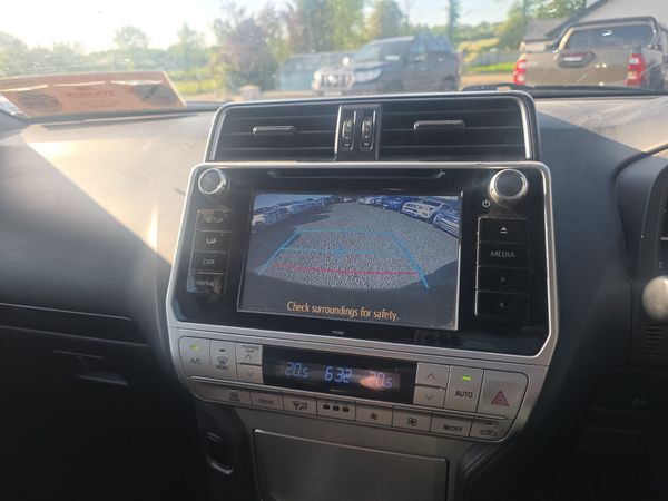 Toyota Land Cruiser GX SWB Commercial 388393782
