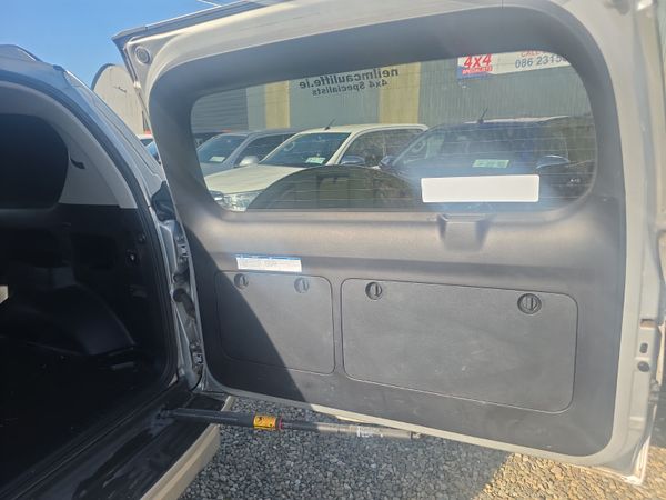 Toyota Land Cruiser GX SWB Commercial 388393783
