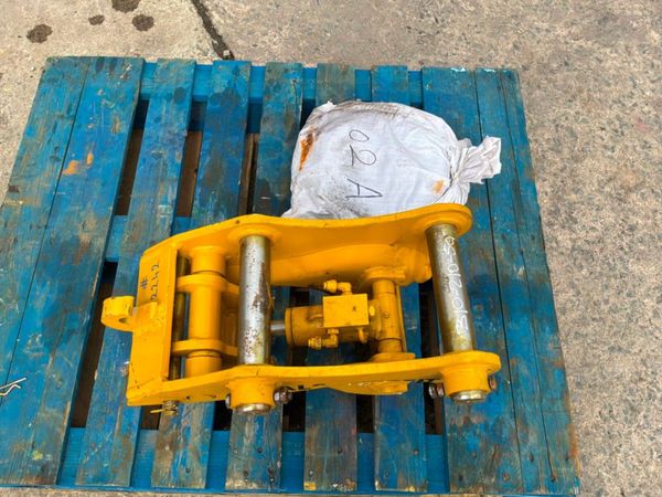 UNUSED HYDRAULIC Q/HITCH......50mm PINS.......2242 388308842
