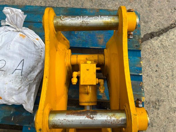 UNUSED HYDRAULIC Q/HITCH......50mm PINS.......2242 388308844
