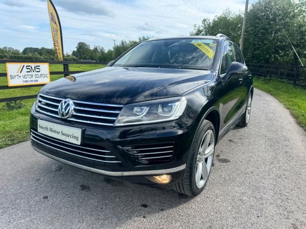 152 Volkswagen Touareg R-Line Crewcab***** 388404127