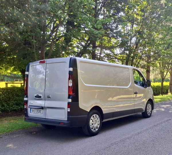 Nissan NV300 2019 DOE 5/27 388544655