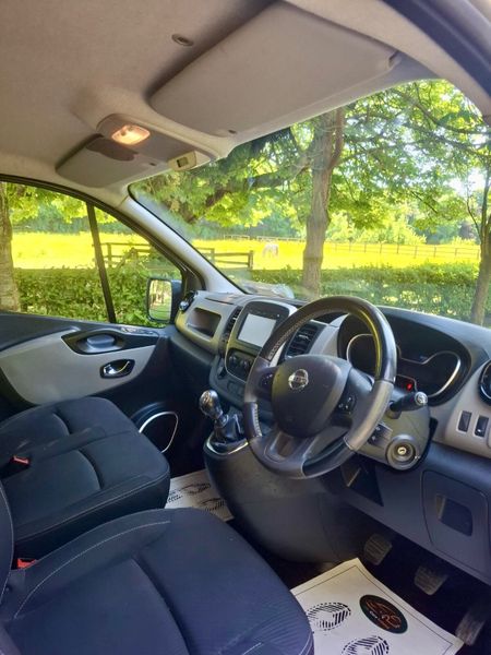 Nissan NV300 2019 DOE 5/27 388544682