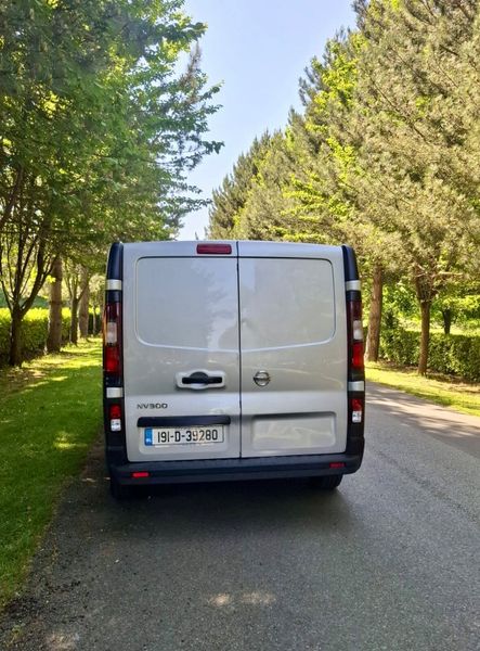 Nissan NV300 2019 DOE 5/27 388544685