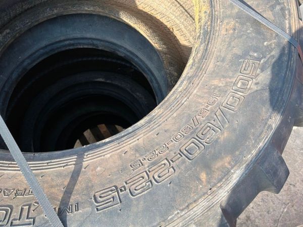 22.5 PART WORN DUMPER / TRAILER TYRES....1820. 388595602