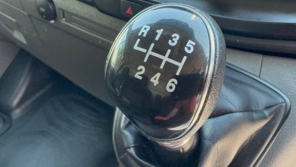Ford Transit Custom LWB 388595970
