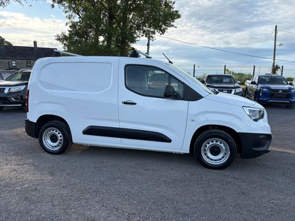 Vauxhall Combo 388596247