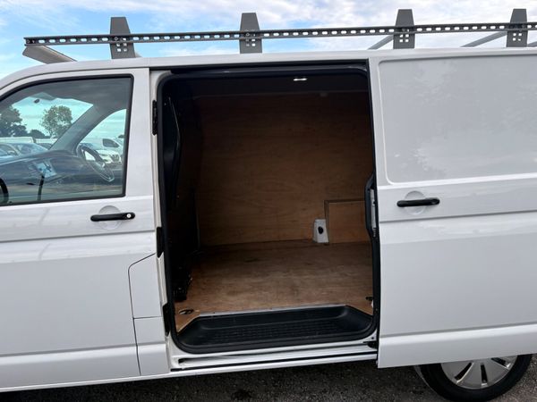 Volkswagen Transporter 388597412
