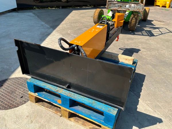 UNUSED SKID STEER LOG SPLITTER........2118d. 388502737