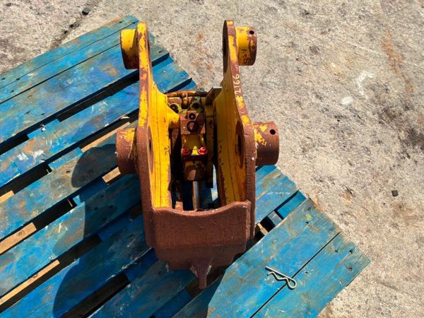 HYDRAULIC QUICK HITCH......50mm PINS.......2166. 388508066