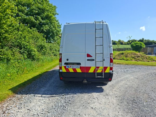 Renault Master 182 2.3 DCI MWB Excellent Condition 388512498