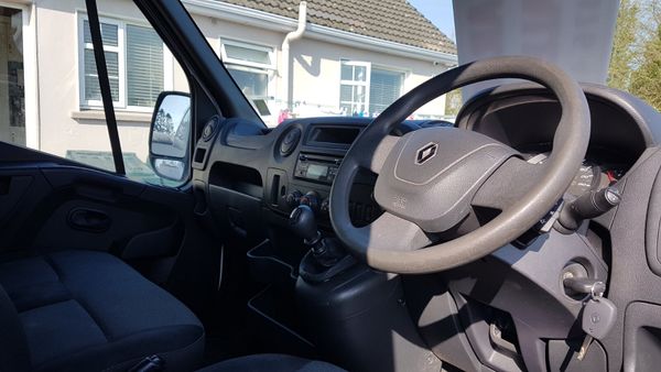 Renault Master 2019 ELWB 110KM VAT INVOICE 388514685
