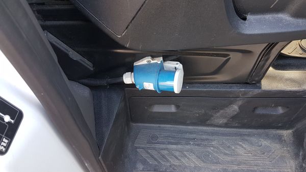 Ford Transit CustomFRIDGE  2023 LWB 130BHP VAT INV 388515016