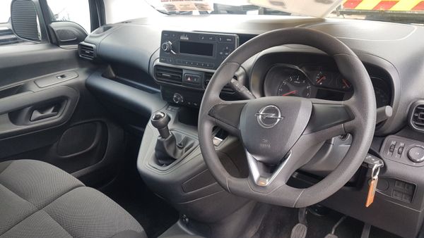 Opel Combo MAXI 212D AS NEW VAT INVOICE 388515167