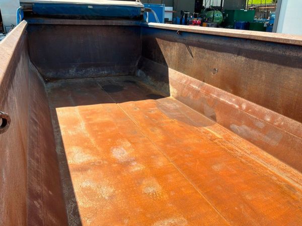 22ft BOWELD STEEL TIPPING BODY.......4020. 388688495