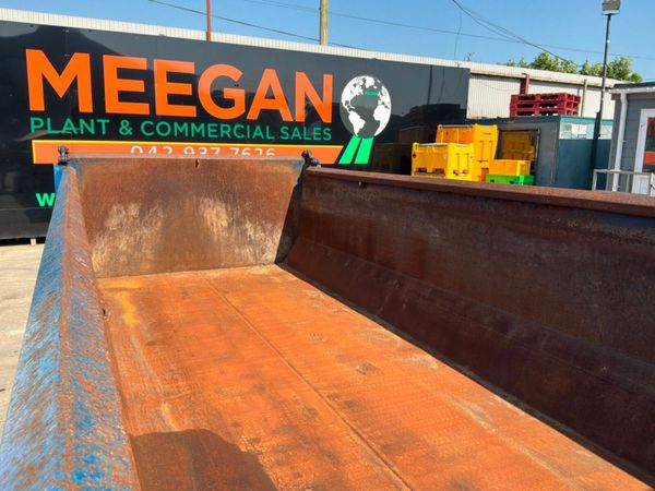 22ft BOWELD STEEL TIPPING BODY.......4020. 388688500