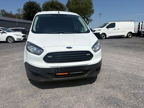 Ford Transit Courier 388601191