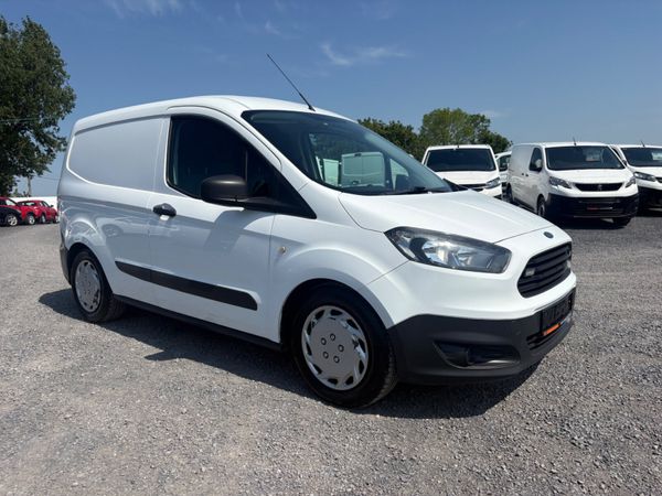 Ford Transit Courier 388601194