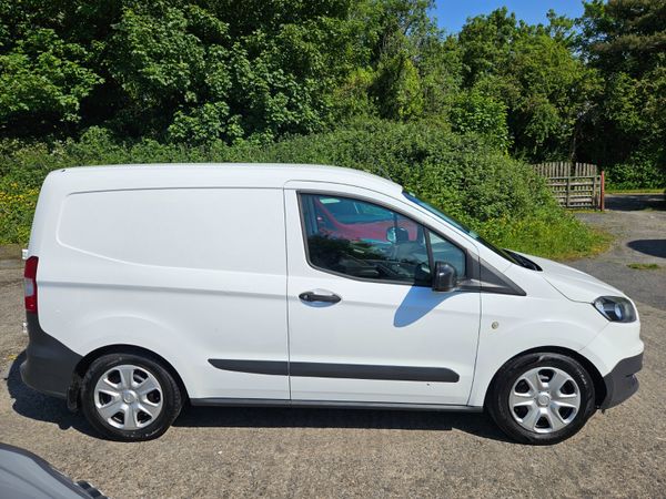 Ford Transit Courier 2016 1.5 tdci one owner 388624286
