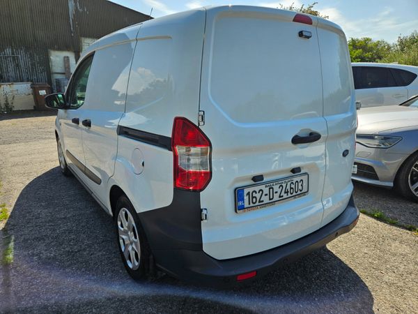 Ford Transit Courier 2016 1.5 tdci one owner 388624290