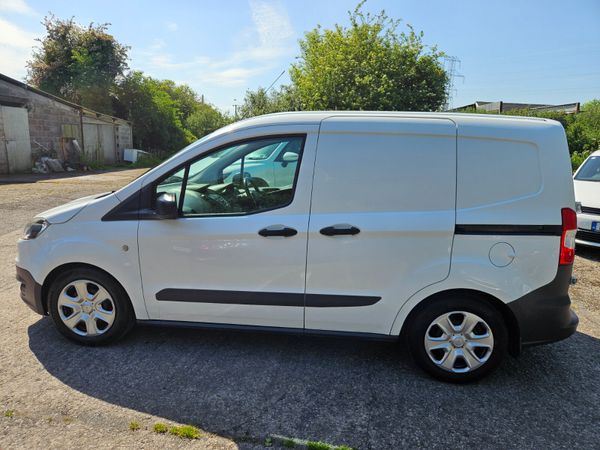 Ford Transit Courier 2016 1.5 tdci one owner 388624291