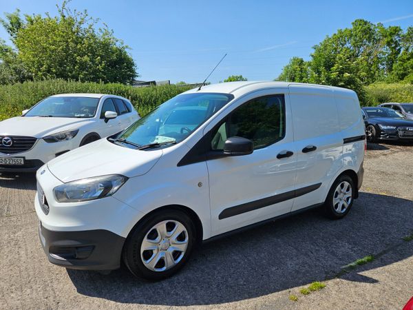 Ford Transit Courier 2016 1.5 tdci one owner 388624313