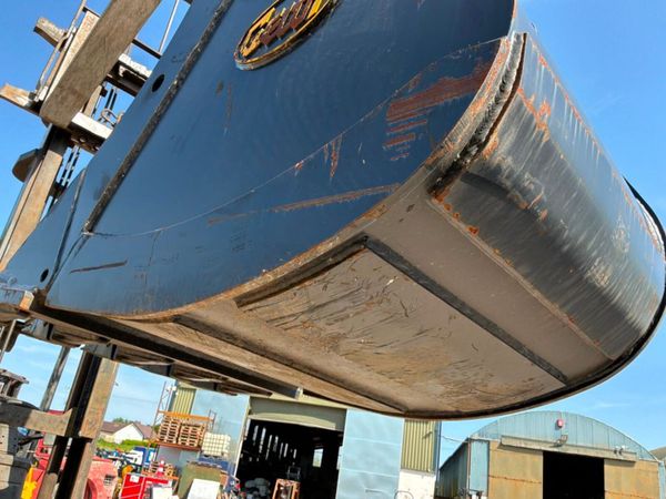 UNUSED 36" GEITH DIGGING BUCKET....80mm...1349. 388638926