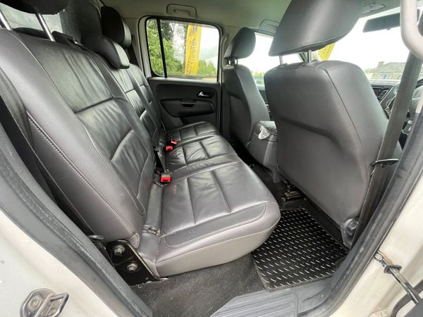 151 Volkswagen Amarok Black Ed***** 388764640