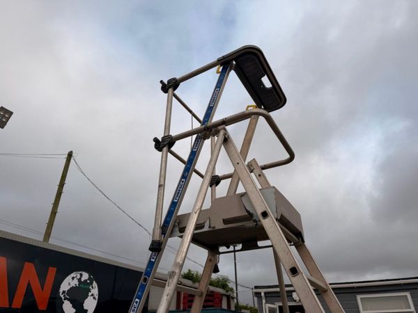 TUBESCA PLATFORM LADDER ...88 inch / 67 inch. 388790551