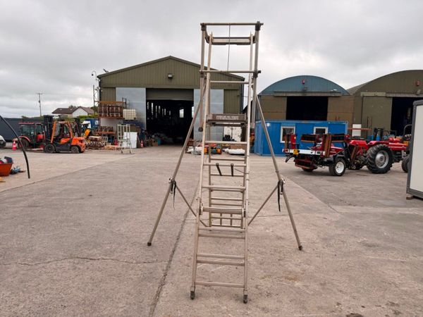 TUBESCA PLATFORM LADDER ...88 inch / 67 inch. 388790562