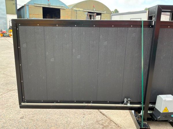 UNUSED 4.0mts ELECTRIC SLIDING GATE........1792t. 388704289