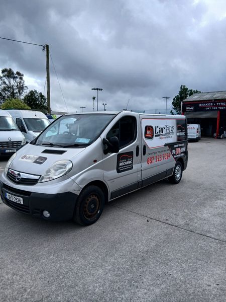 Opel Vivaro 2008 388717301
