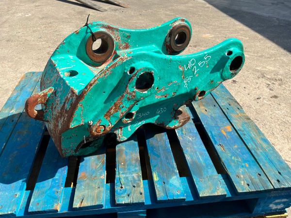 DROMONE QUICK HITCH.......65mm PINS........2166. 388722972