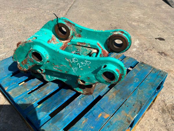 DROMONE QUICK HITCH.......65mm PINS........2166. 388722981