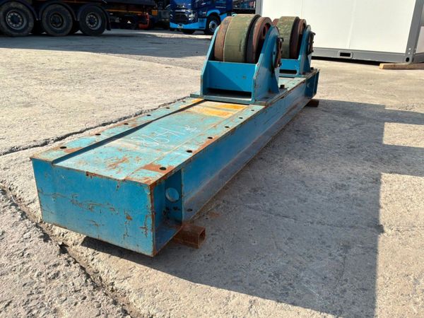 WELDING POSITIONING / PIPE ROLLERS........1498 388723042