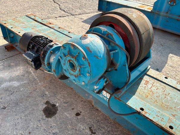 WELDING POSITIONING / PIPE ROLLERS........1498 388723053