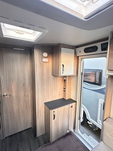 ✨2023 SWIFT KUDOS 4 BERTH ISLAND BED✨ 388867796