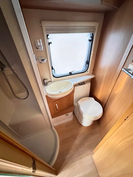 ✨STUNNING ACE JUBILEE 4 BERTH ISLAND BED✨ 388867817