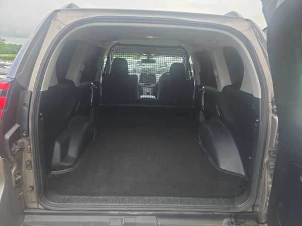 Toyota Land Cruiser LC GX LWB 204Bhp 388878259