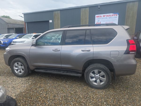 Toyota Land Cruiser LC GX LWB 204Bhp 388878235