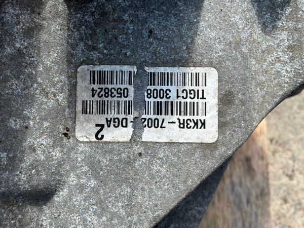2019 FORD TRANSIT MANUAL GEARBOX....6 SPEED. 388813925