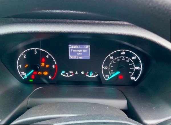 2019 FORD TRANSIT MANUAL GEARBOX....6 SPEED. 388813933