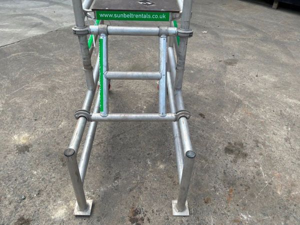 ALUMINIUM  PODIUM ACCESS PLATFORM.....756. 388820275