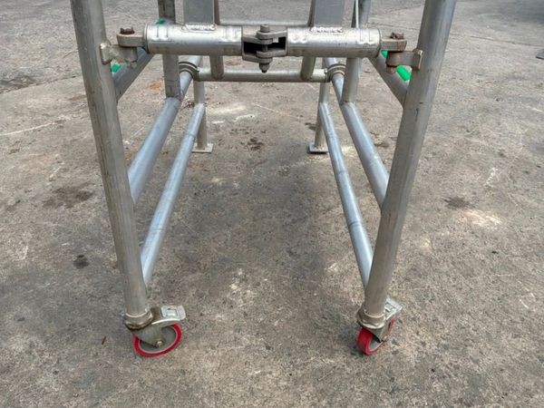 ALUMINIUM  PODIUM ACCESS PLATFORM.....756. 388820238