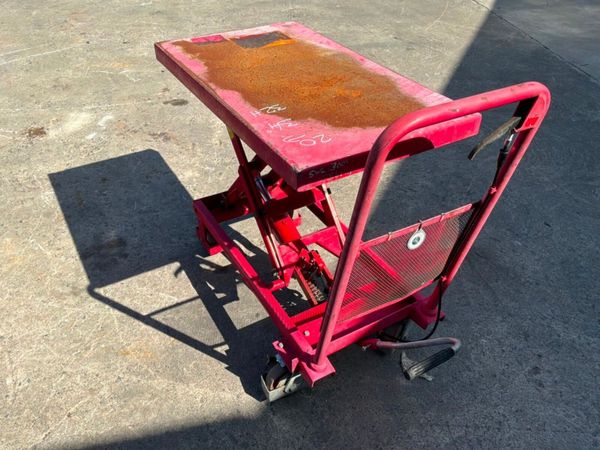 HYDRAULIC PLATFROM TROLLEY / LIFT TRUCK....750 388831183